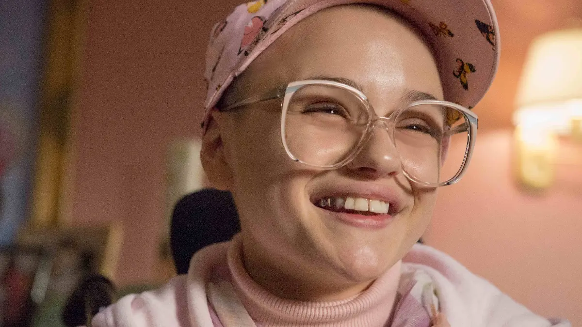 Joey King The Act