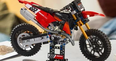 LEGO lança o set que os fãs de motos esperavam há anos LEGO lança o set que os fãs de motos esperavam há anos