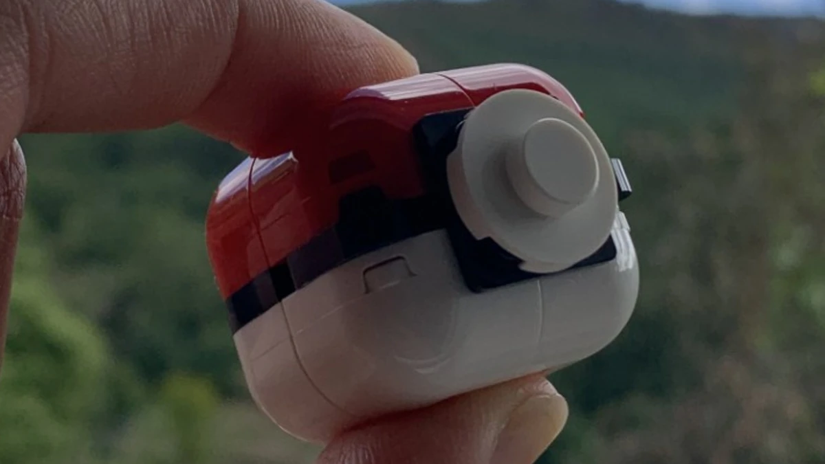 lego pokeball