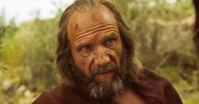 Ralph Fiennes (Conclave) foi Ulisses antes de Matt Damon, na Odisseia de Christopher Nolan, e já pode ser visto na nossa TV Ralph Fiennes (Conclave) foi Ulisses antes de Matt Damon, na Odisseia de Christopher Nolan, e já pode ser visto na nossa TV