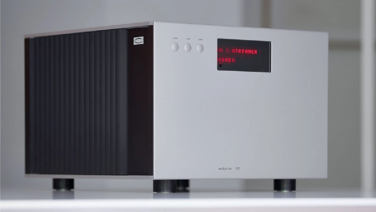 Soulution 717 Power Amplifier