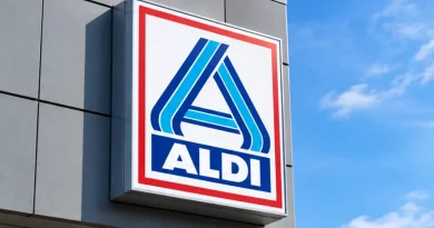 Aldi lança aspirador vertical sem fios genial (estilo Dyson) ao preço mais baixo de sempre Aldi lança aspirador vertical sem fios genial (estilo Dyson) ao preço mais baixo de sempre