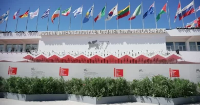 O Cinema É Arte, Dormir É Luxo e o Jornalista Que Se Amanhe | Festival de Veneza 2026 O Cinema É Arte, Dormir É Luxo e o Jornalista Que Se Amanhe | Festival de Veneza 2026