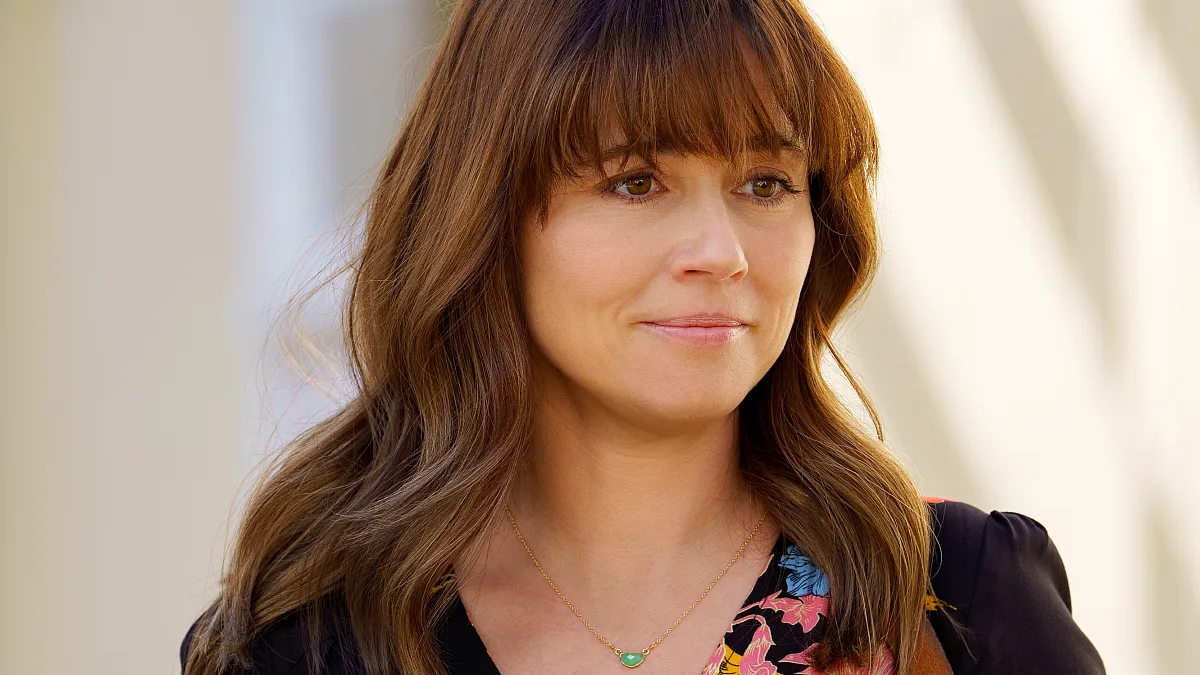 Dead to Me Linda Cardellini