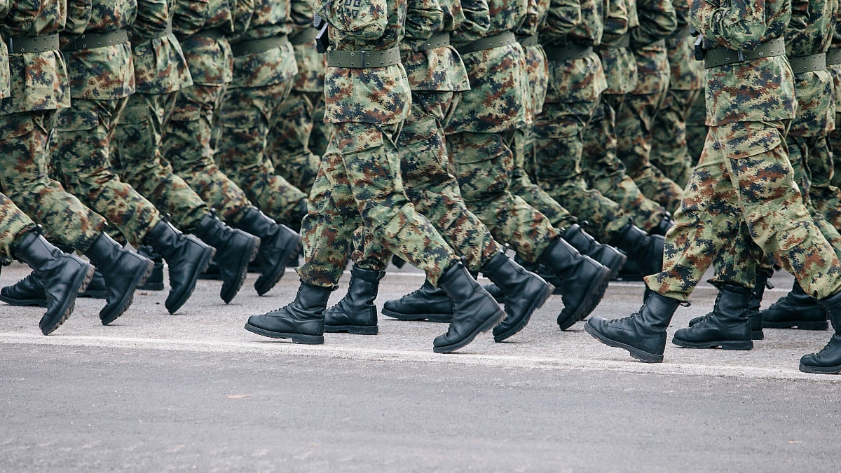 militares